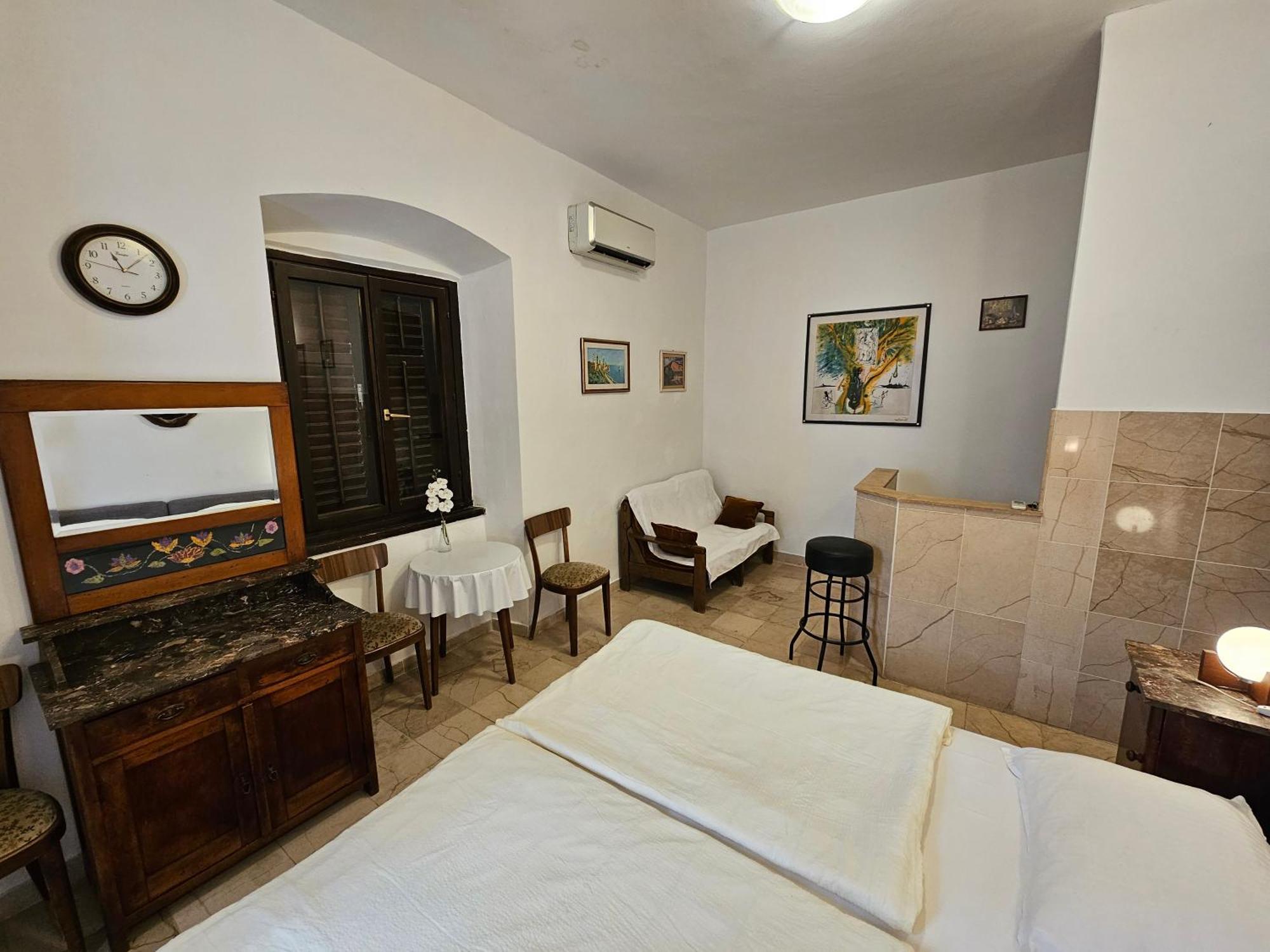 Center Room D16 In The Ancient Roman Palace سبليت المظهر الخارجي الصورة